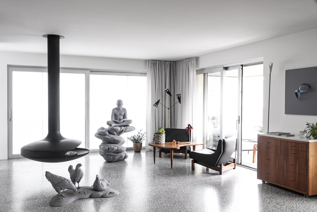J.Hopenstand's exhibition booth in a collector's apartment in 2021
