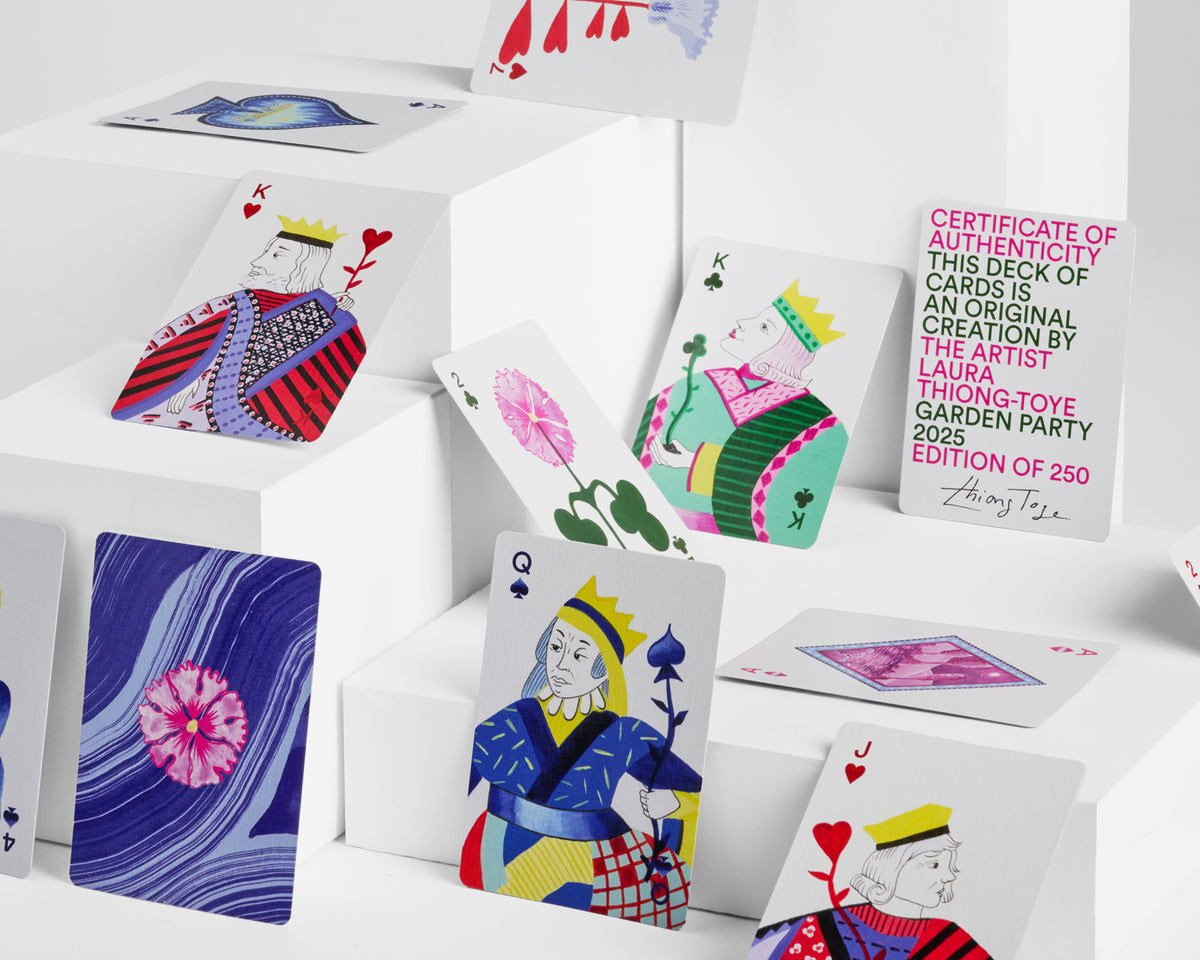 Presentation of the cards from Garden Party, a Collector Cards project from J.Hopenstand x Laura Thiong-Toye