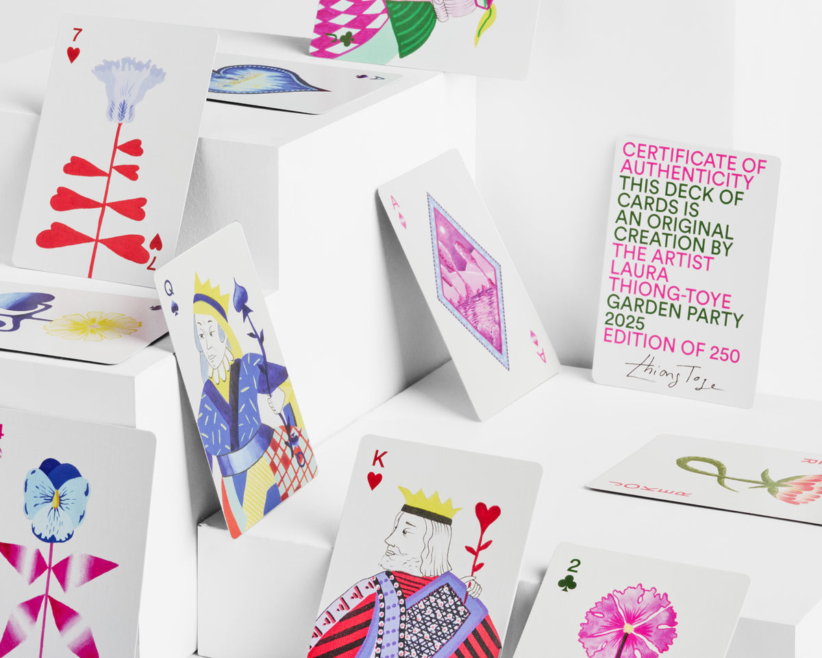Presentation of the cards from Garden Party, a Collector Cards project from J.Hopenstand x Laura Thiong-Toye