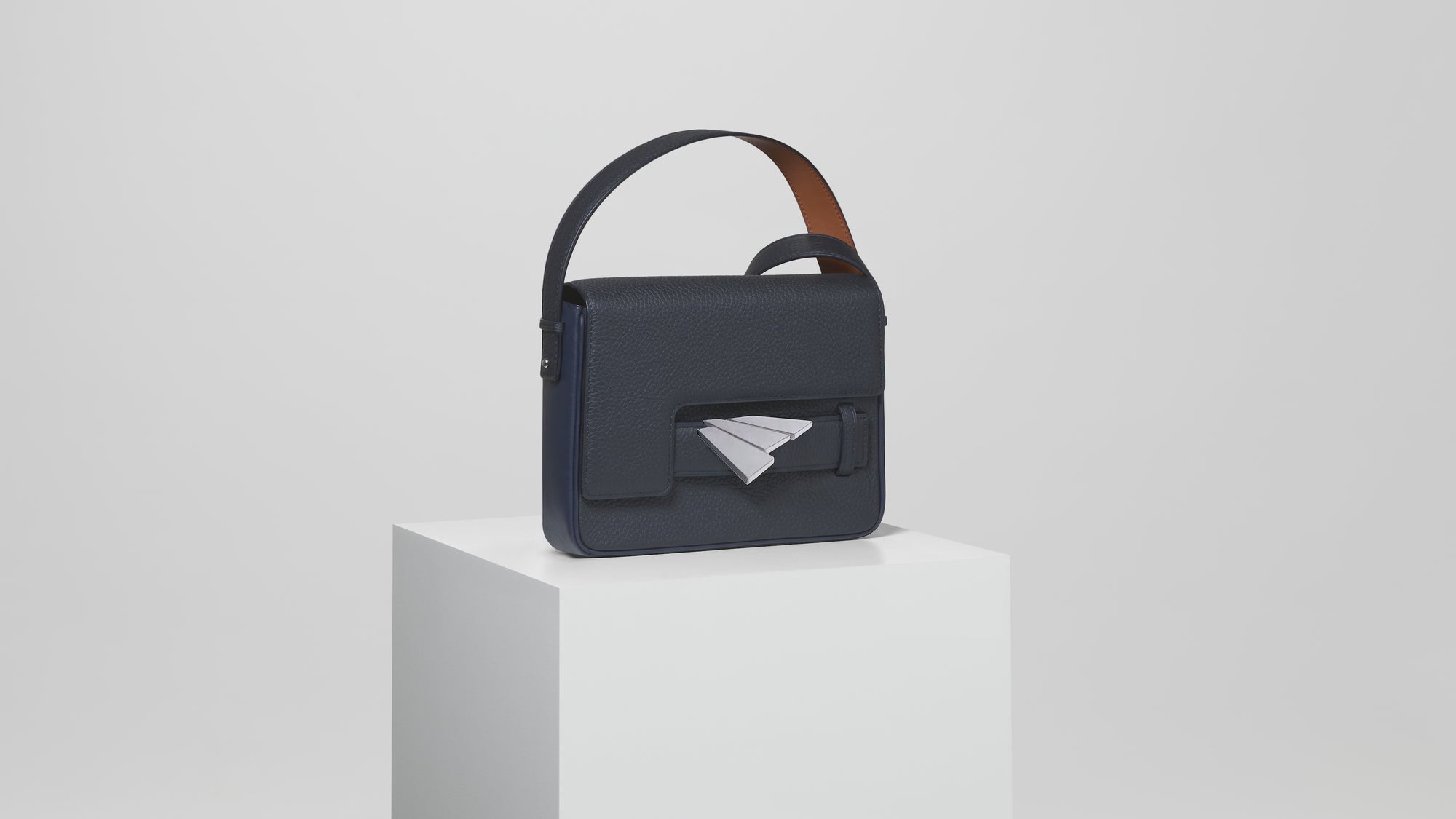 Presentation of J.Hopenstand's bag