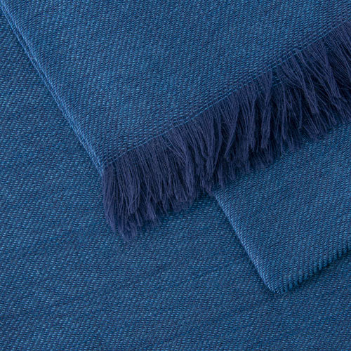 Zoomed azur breeze scarf