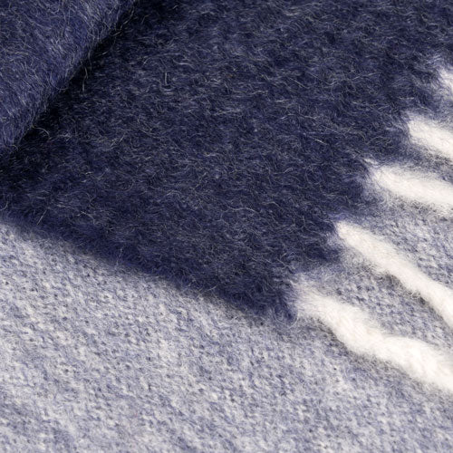 Zoomed arctic reversible scarf